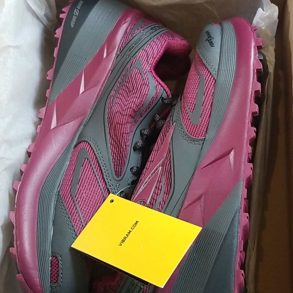Altra olympus 3 size 7 rasberry